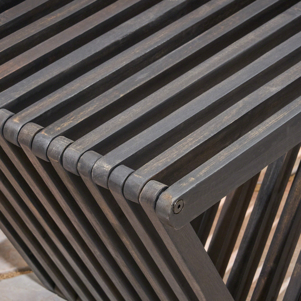 QYNTEX 63" Outdoor Bench