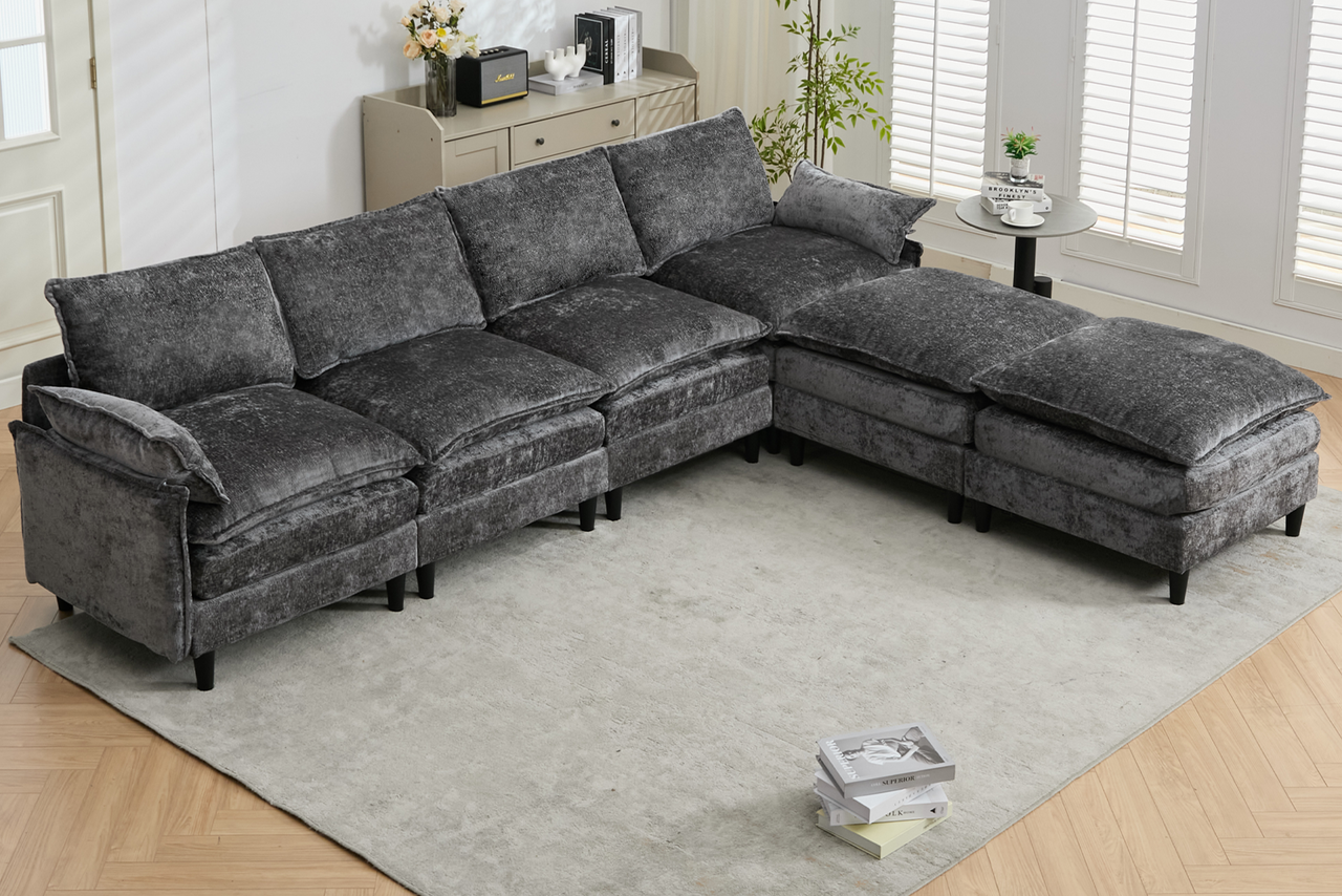QUORVEX 121" Sectional Sofa