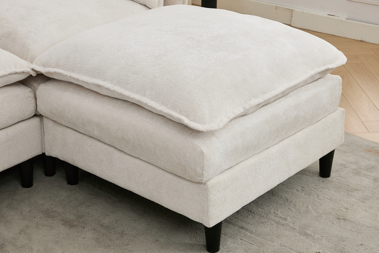 QUORVEX 121" Sectional Sofa