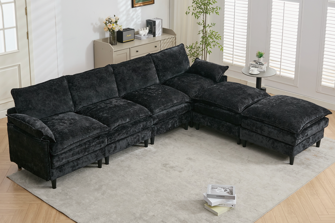 QUORVEX 121" Sectional Sofa