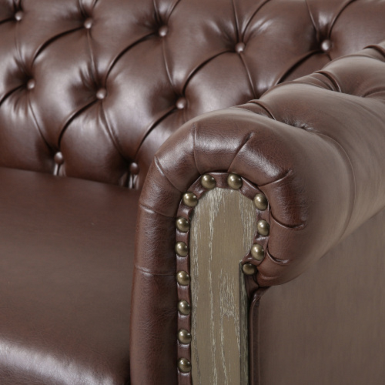 SOLIS 79" Chesterfield Sofa