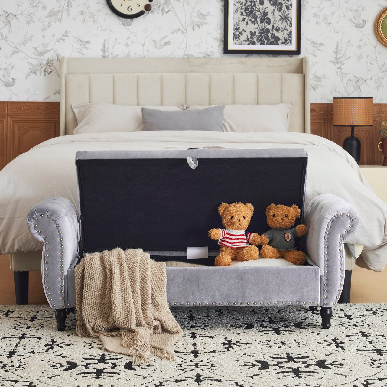 SOLENNE 51" Storage Ottoman