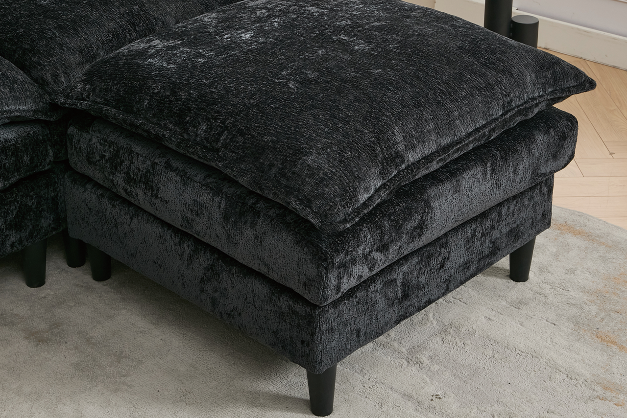 QUORVEX 121" Sectional Sofa