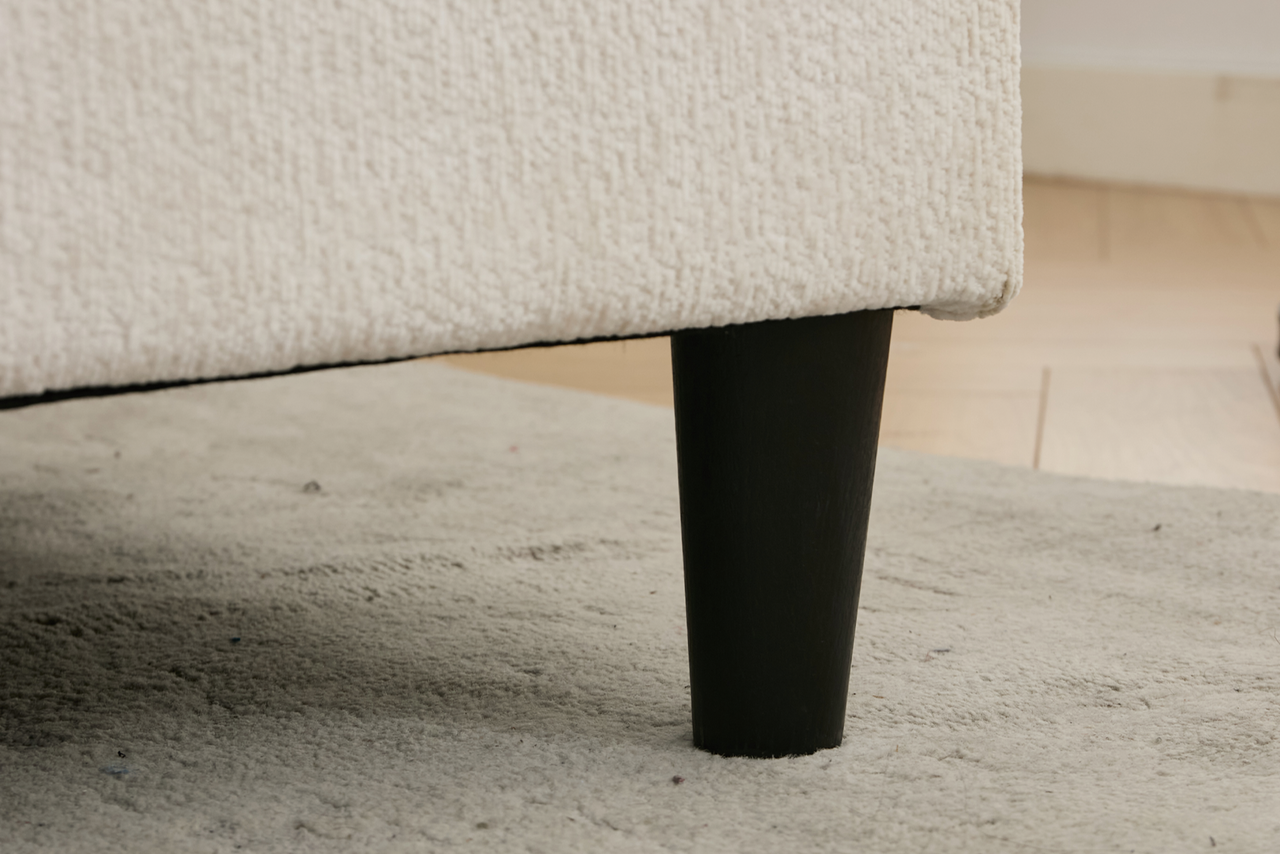 QUORVEX 121" Sectional Sofa