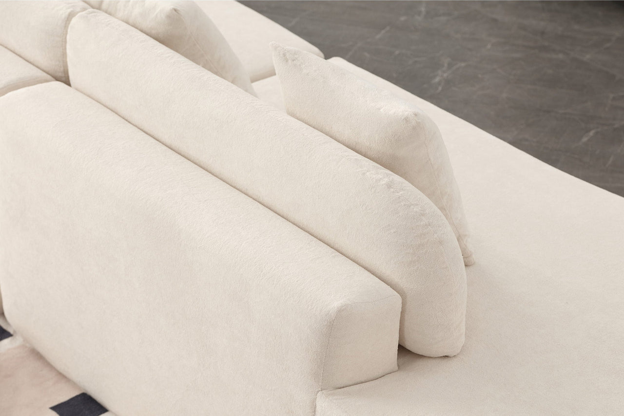 GIDEON 131" Sofa