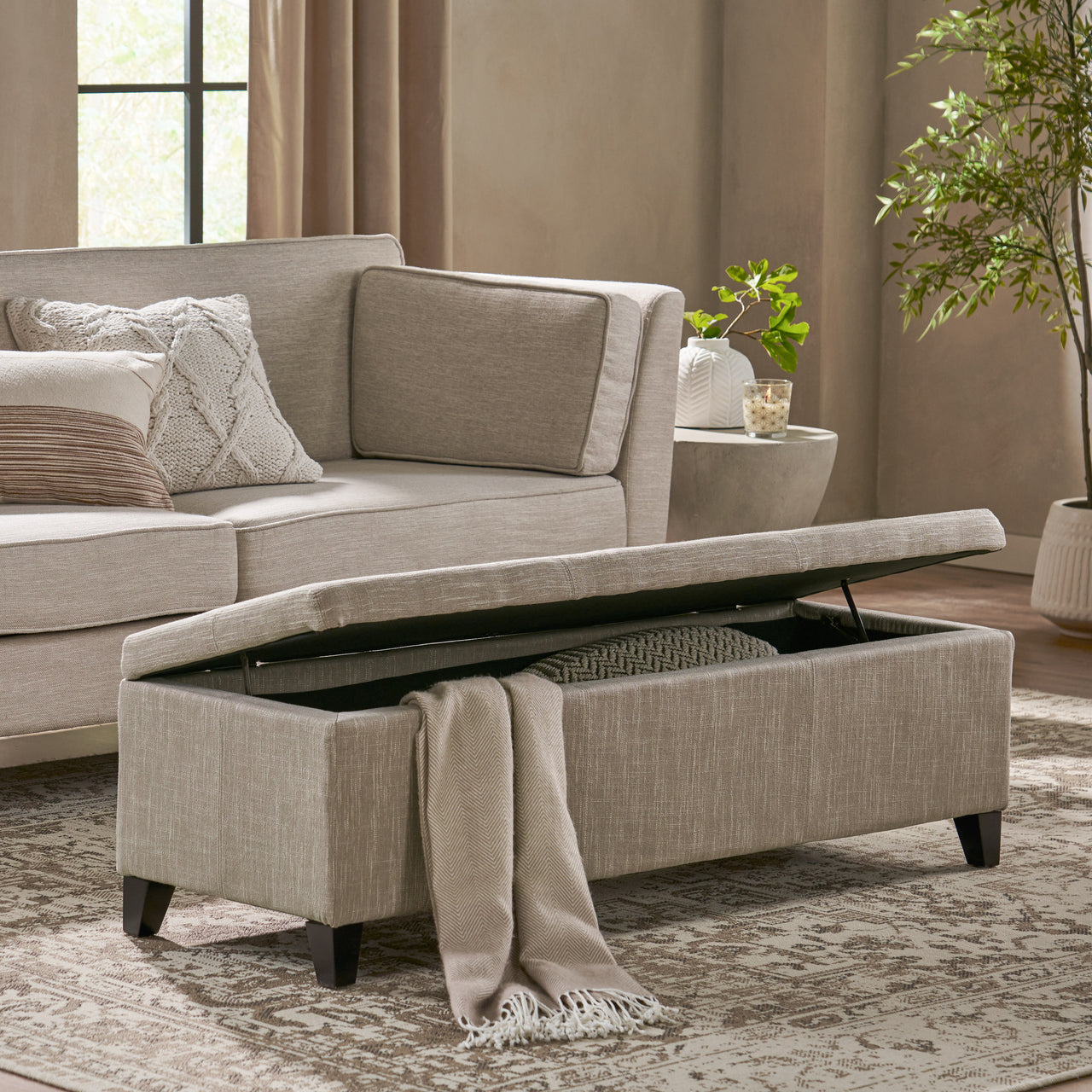 KROVEX 51" Ottoman