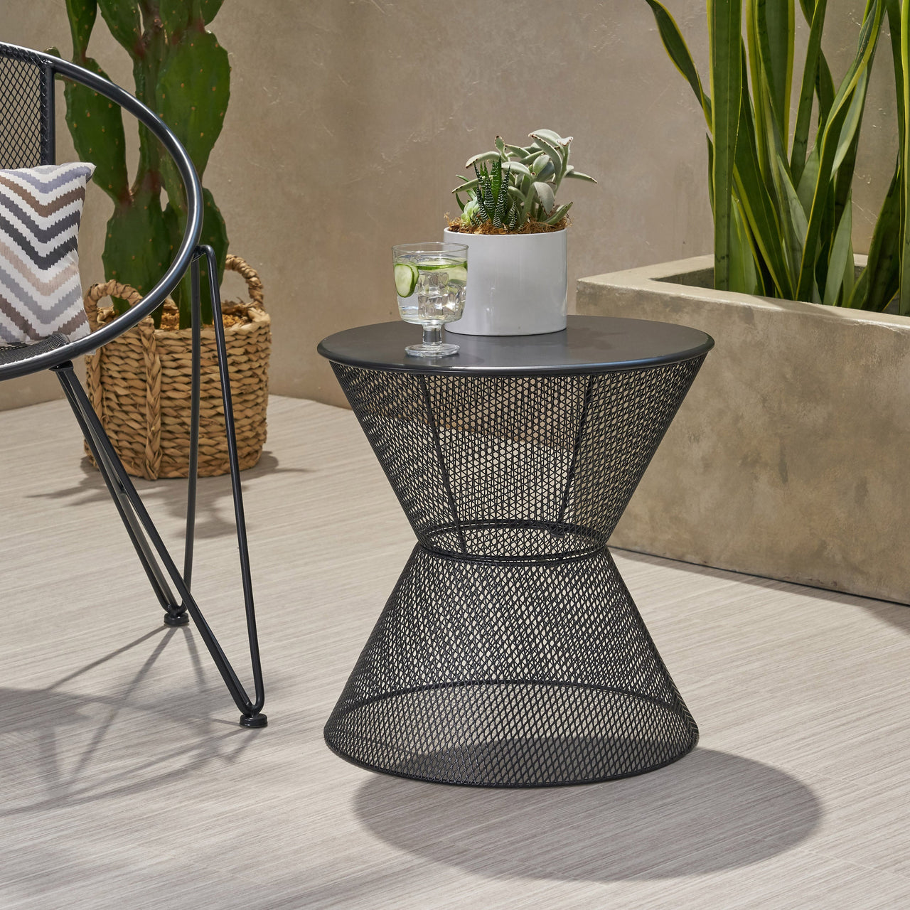 KORVIXA 18" End Table