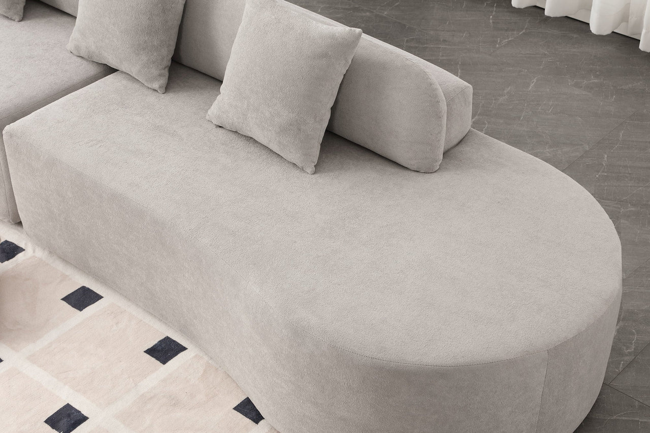 GIDEON 131" Sofa