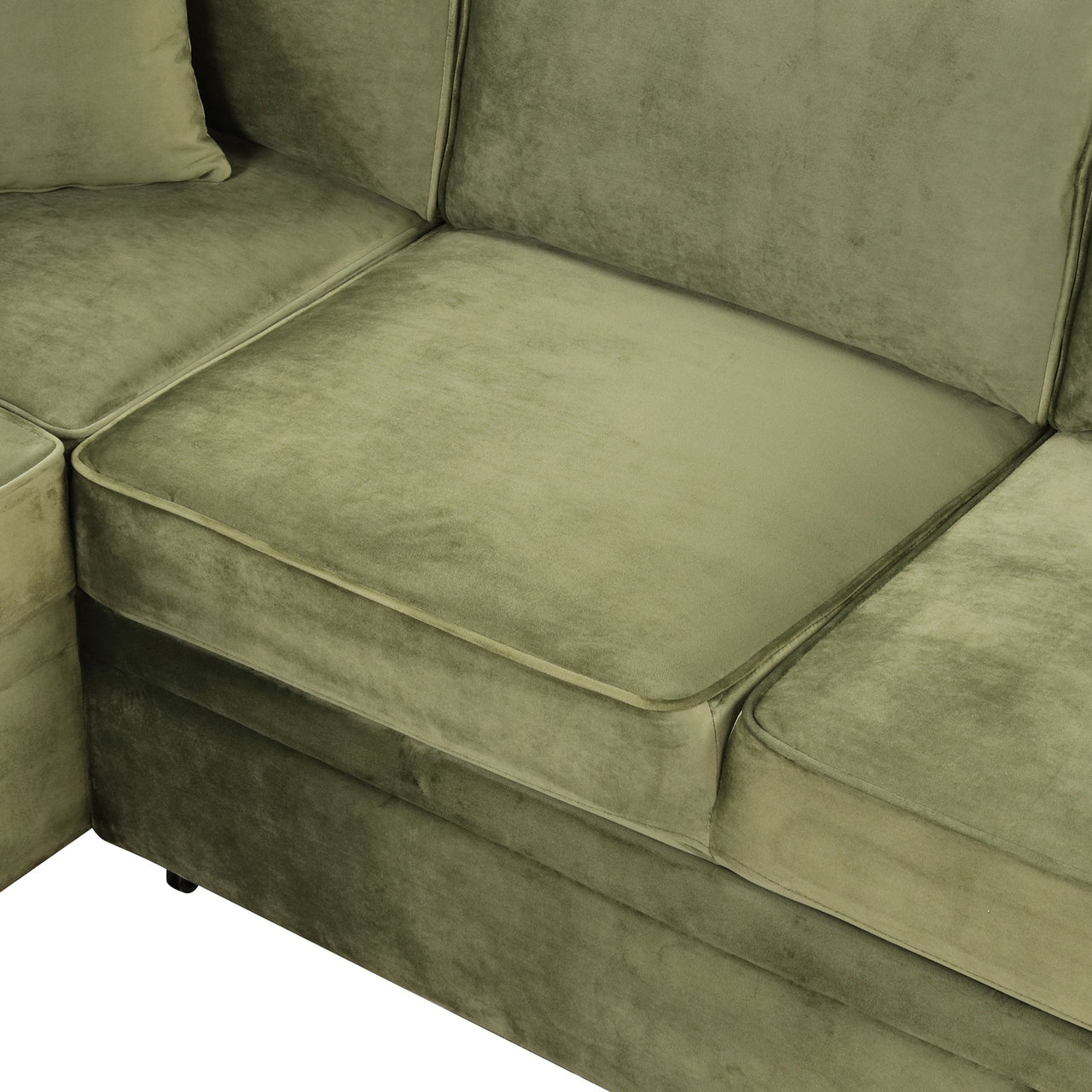 CYNTRA 85" Sectional Sofa