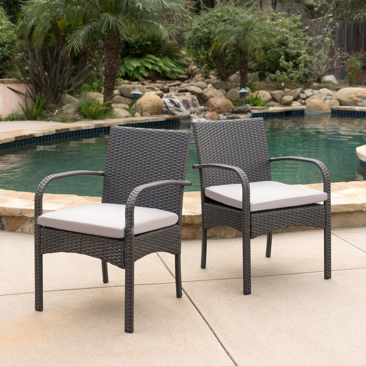 MYLVEXORA 22" Outdoor Chair