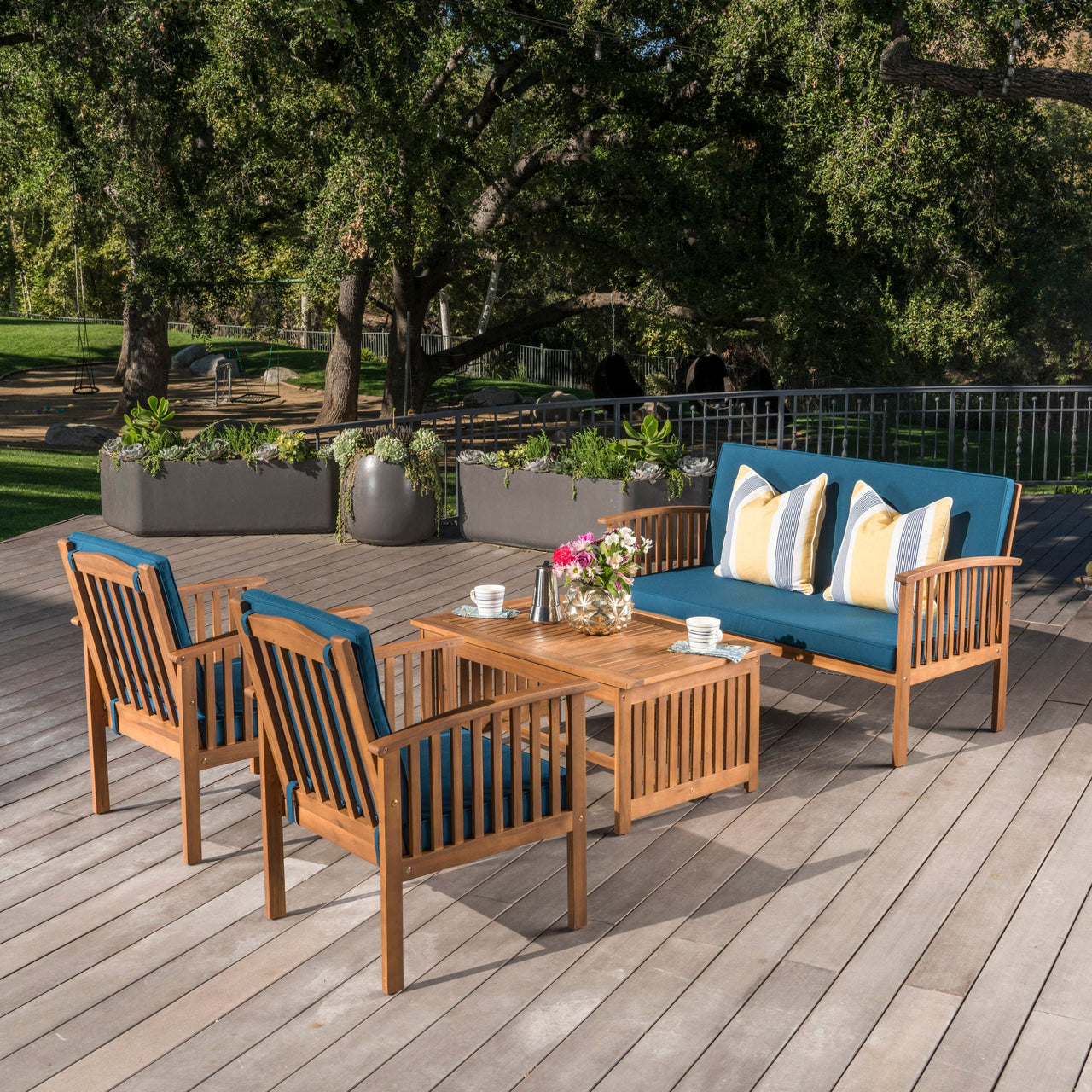 ZAVREX Outdoor Chat Set