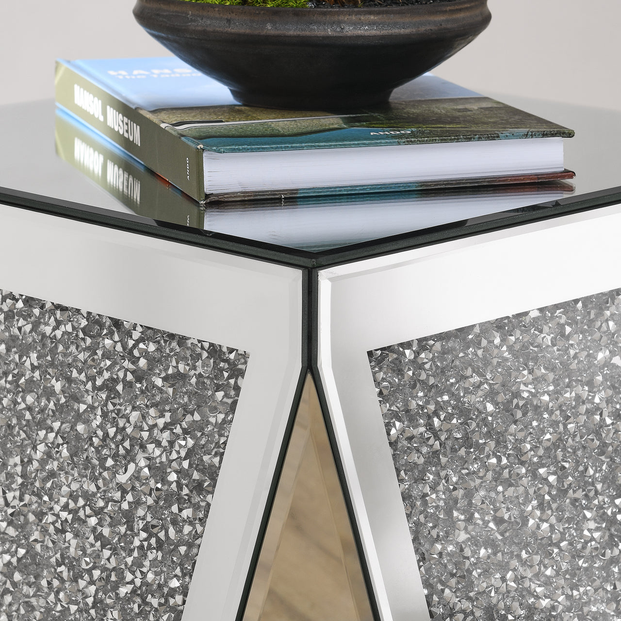 ARIA Side Table