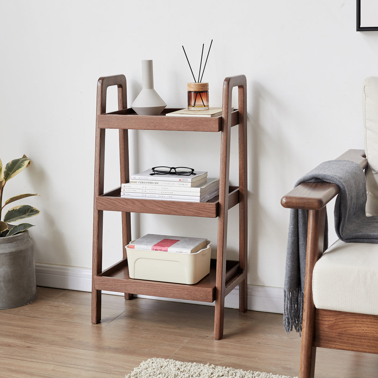 ERIS 3-Tier Storage Bench