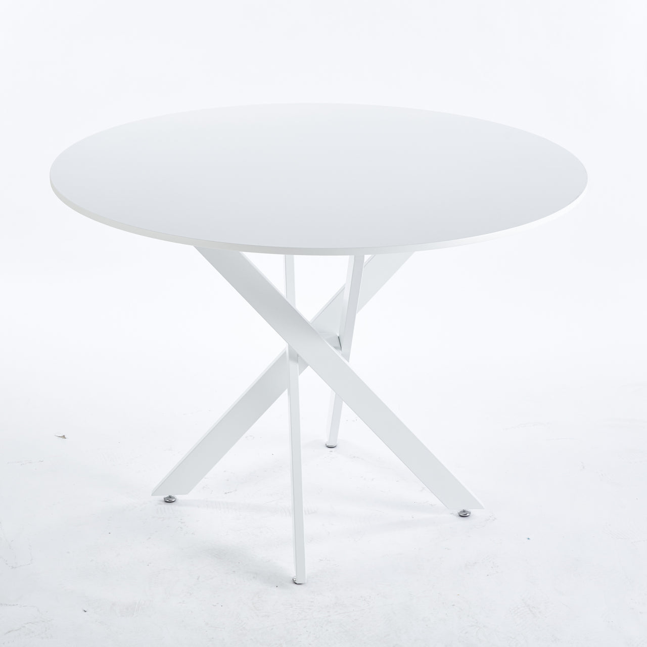 RYXTOR 42" Dining Table