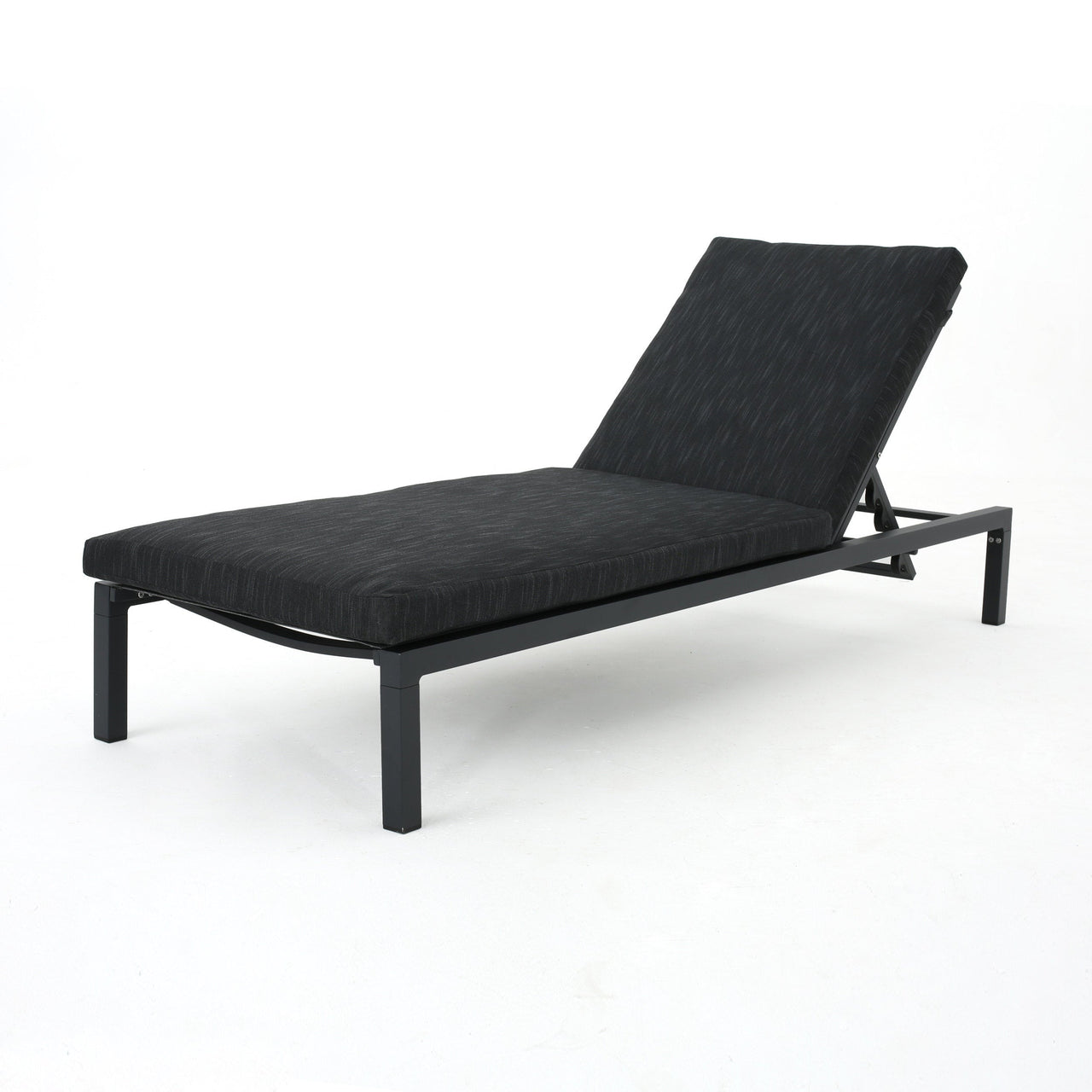 XELTOR 77" Outdoor Chaise Lounge
