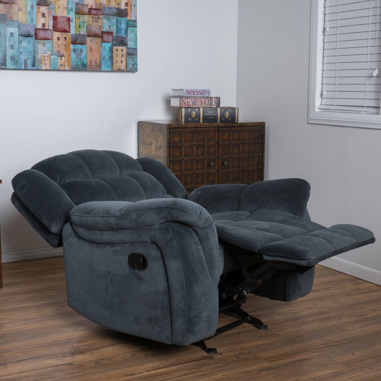 BRAVORA 40" Recliner Chair