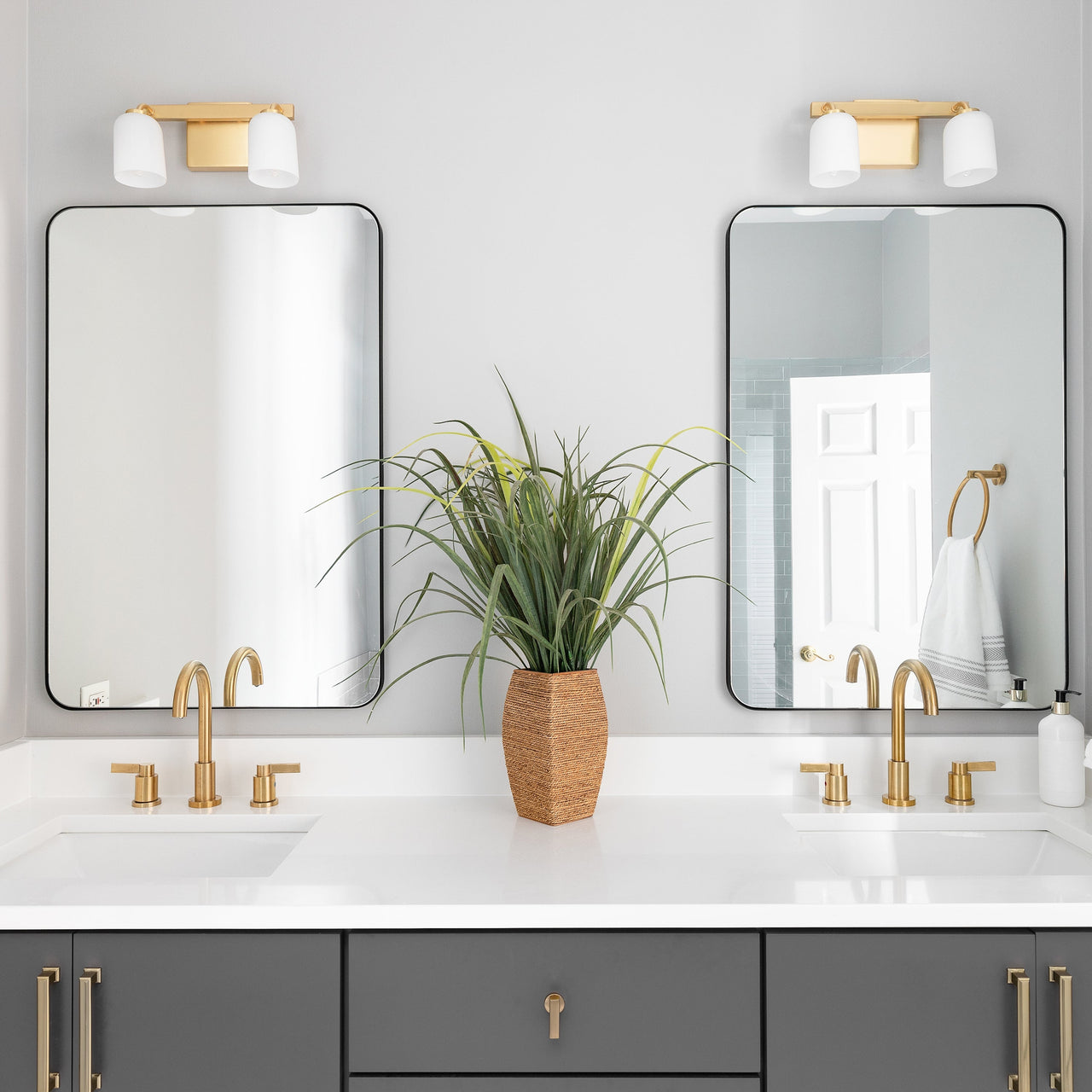 XELTOR Wall Mirror