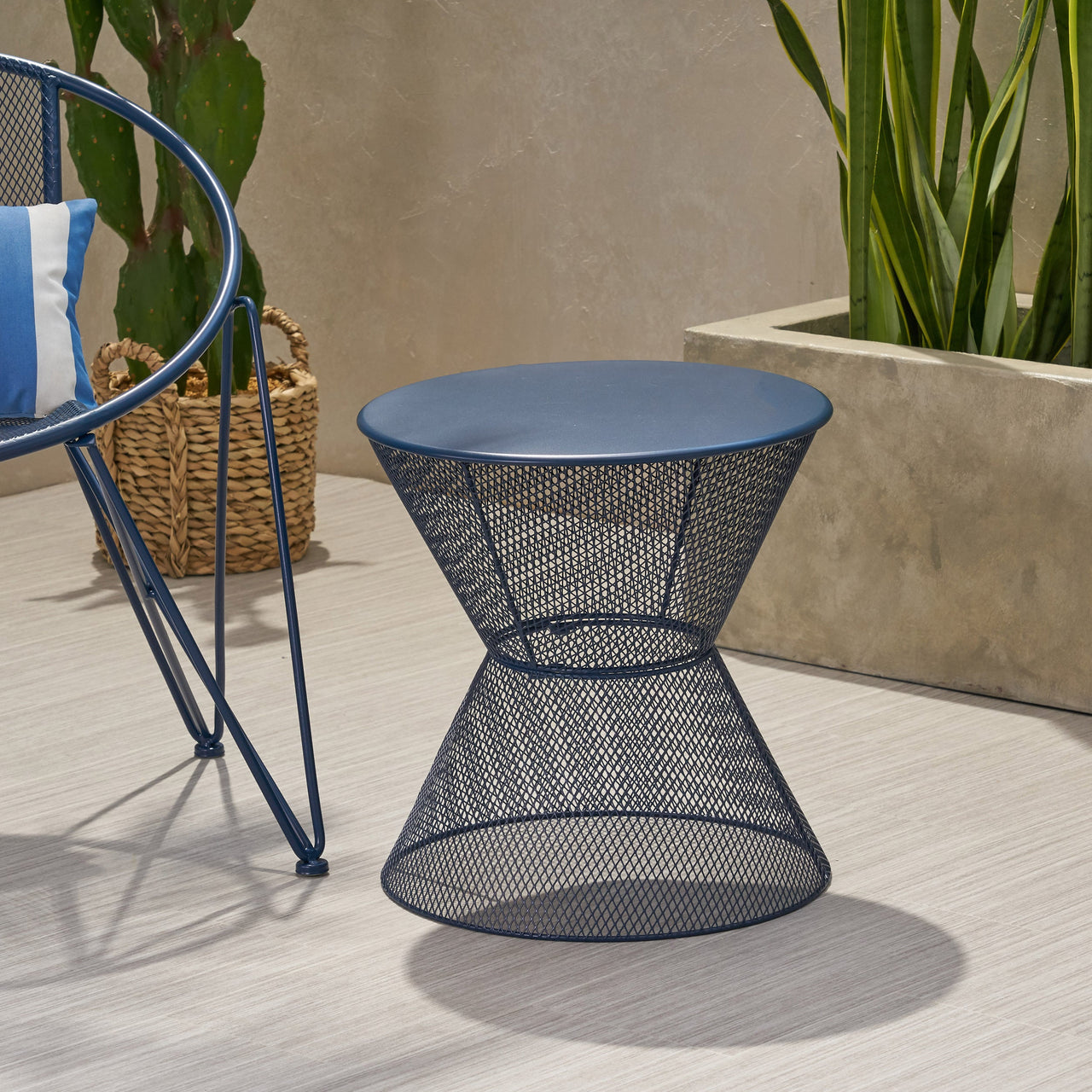 KORVIXA 18" End Table