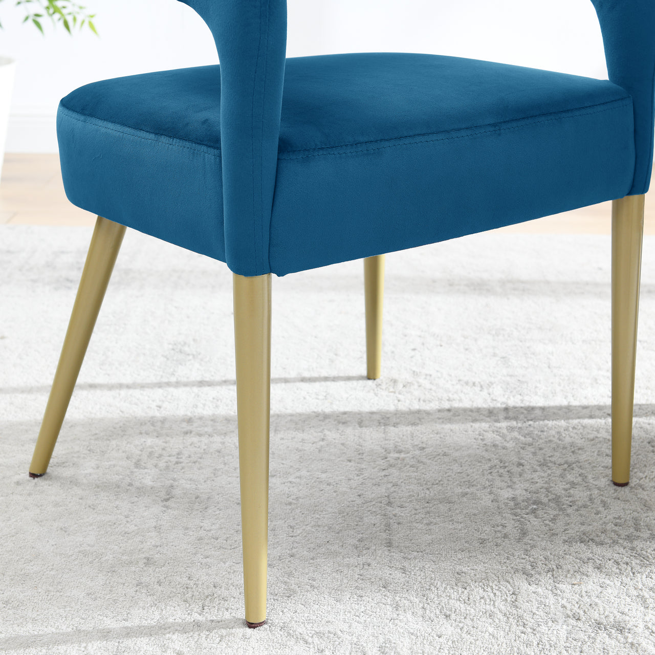 TOVA 22" Chair