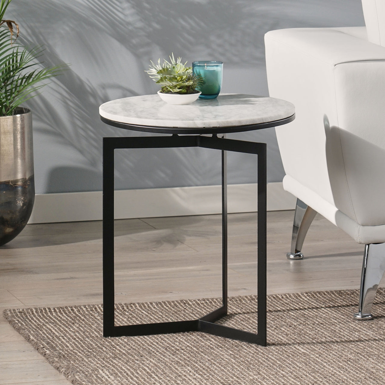 XEVORA 17" Side Table