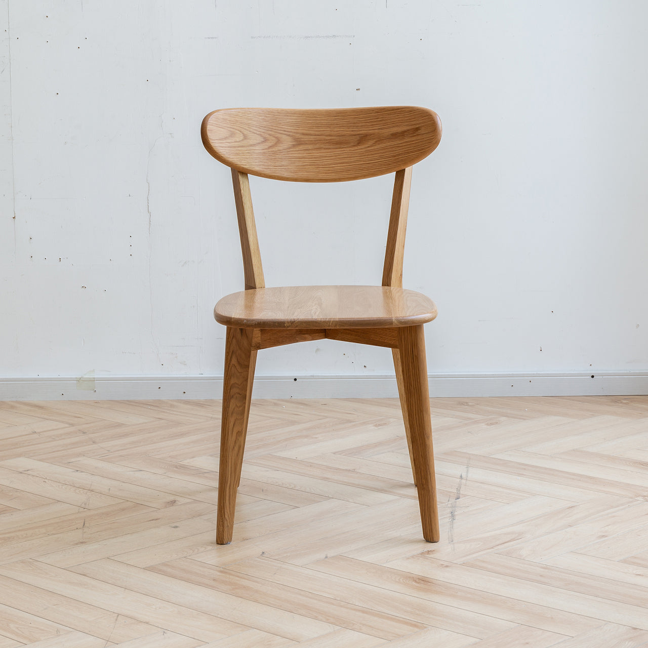 VORTEM Dining Chair