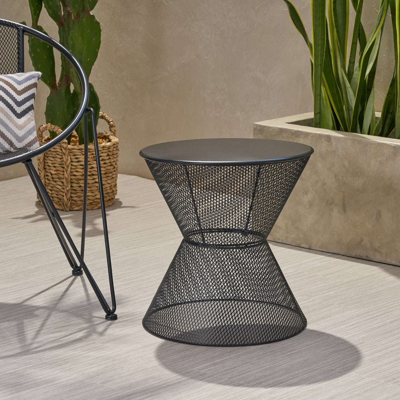KORVIXA 18" End Table