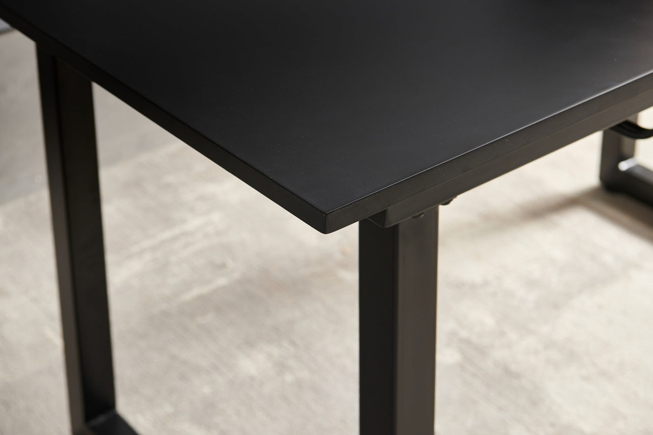 KORTEX 71" Dining Table