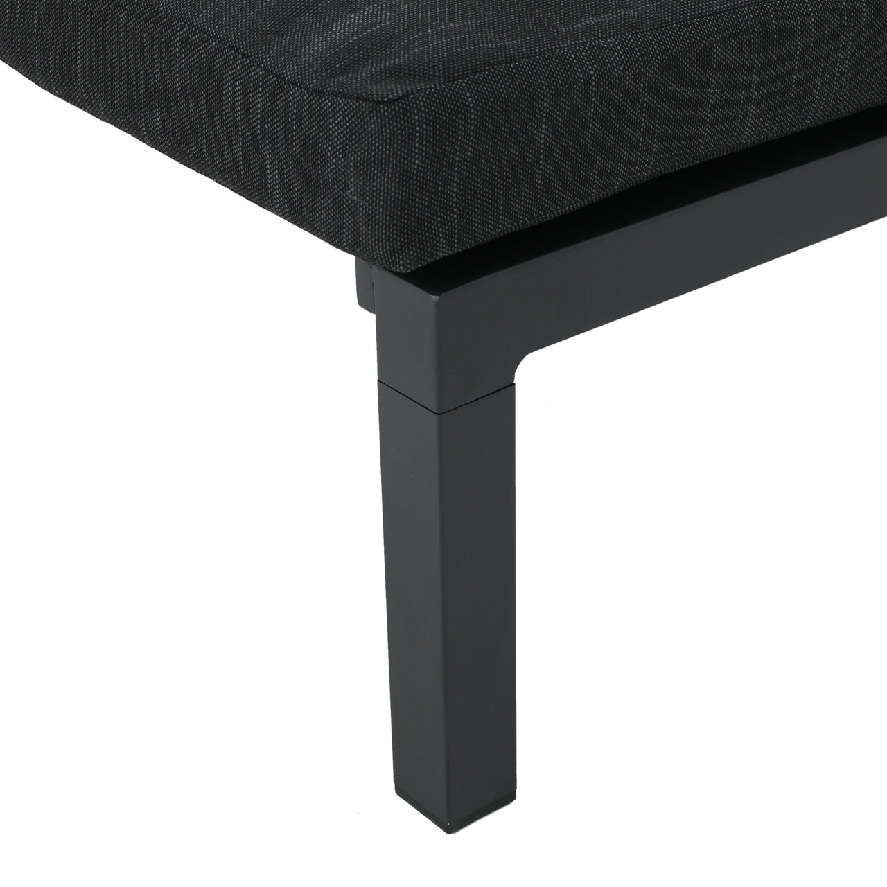 XELTOR 77" Outdoor Chaise Lounge
