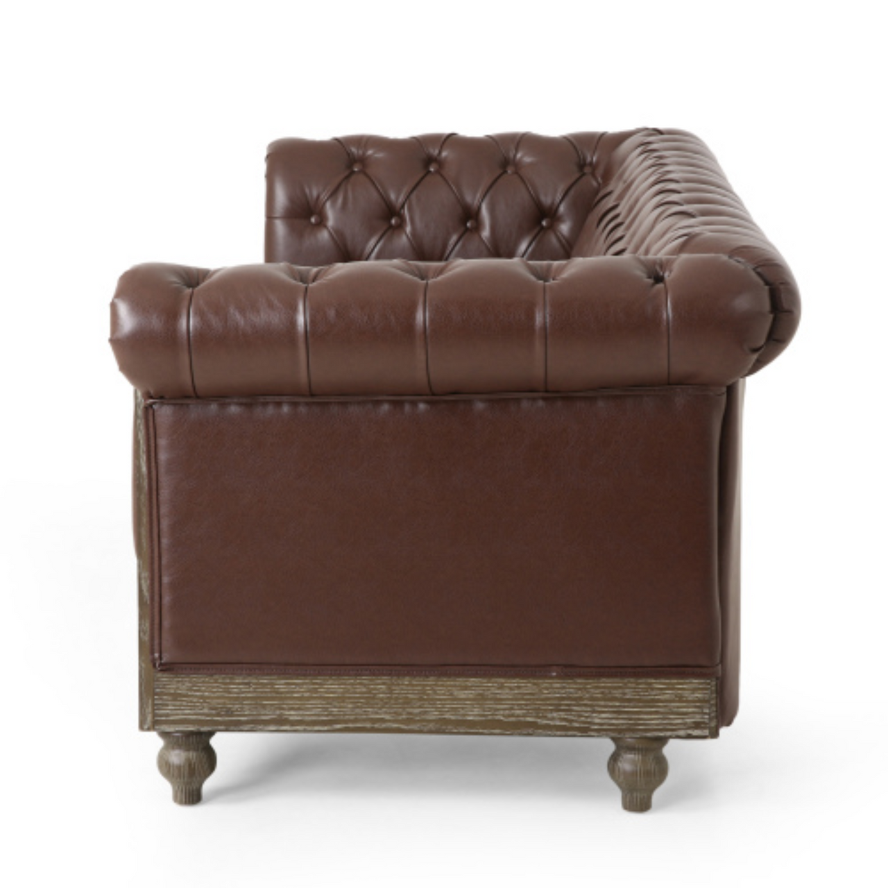 SOLIS Chesterfield Sofa