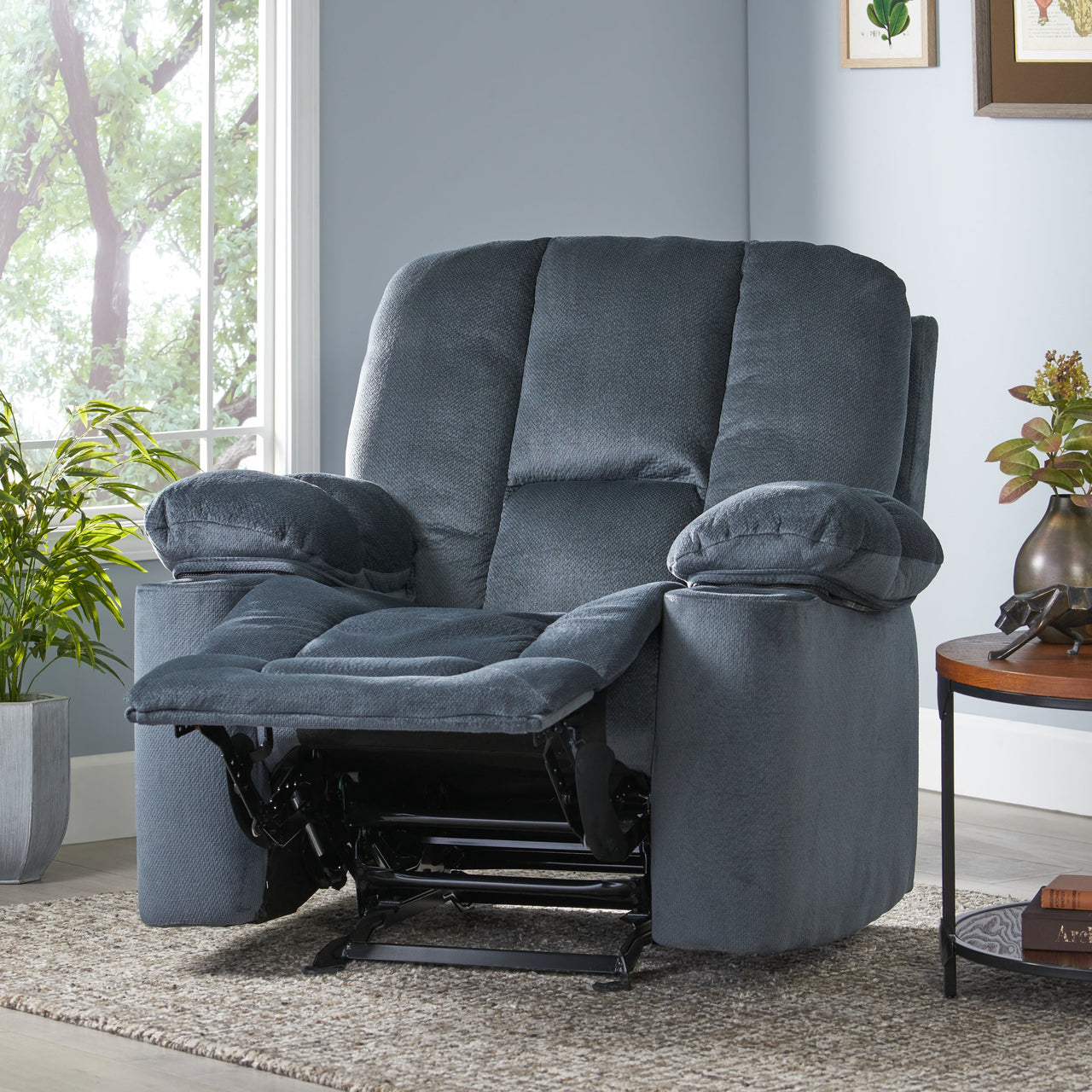 VYROVANEX 42" Recliner Chair