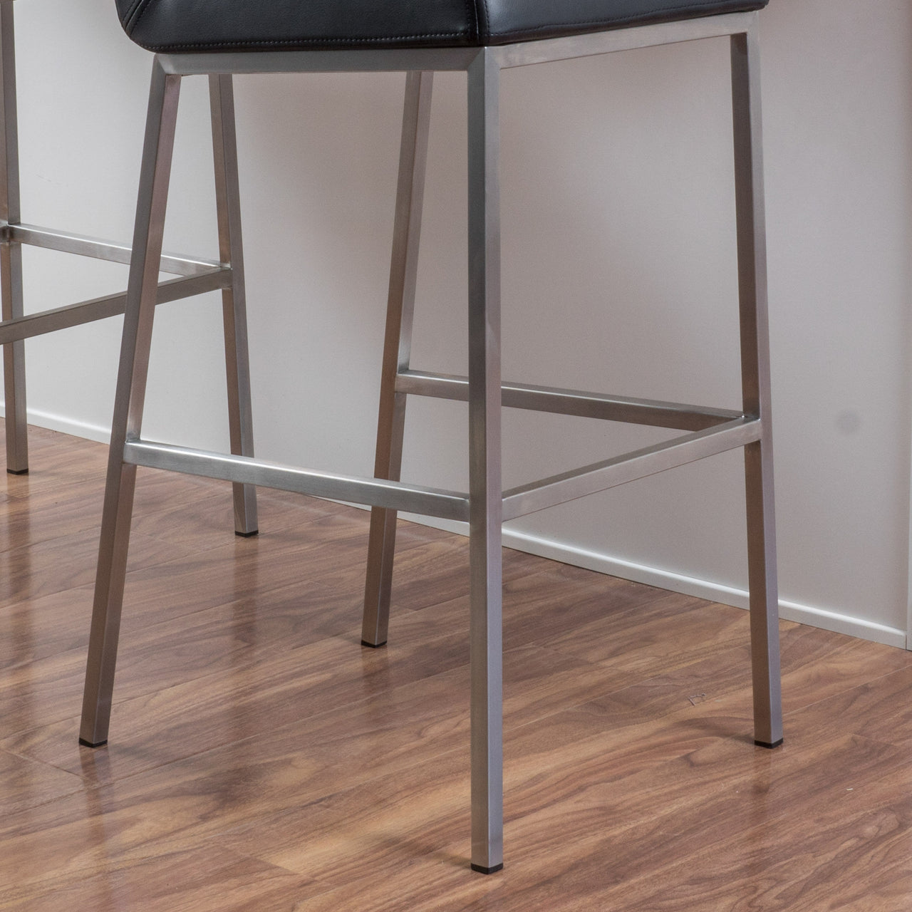 XOLVAN 16" Barstool