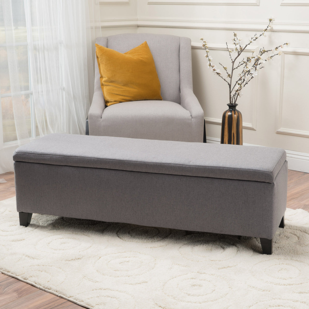 LYNTORX 51" Ottoman