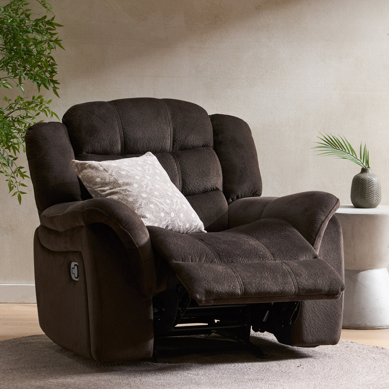 BRAVORA 40" Recliner Chair