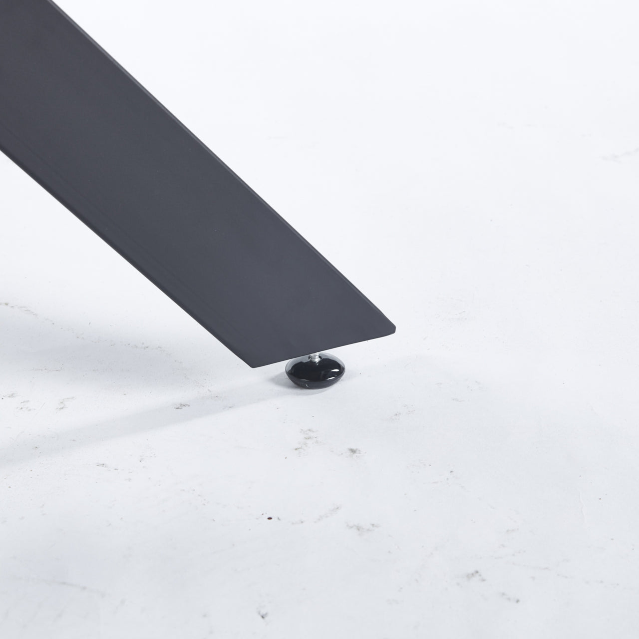 RYXTOR 35" Dining Table