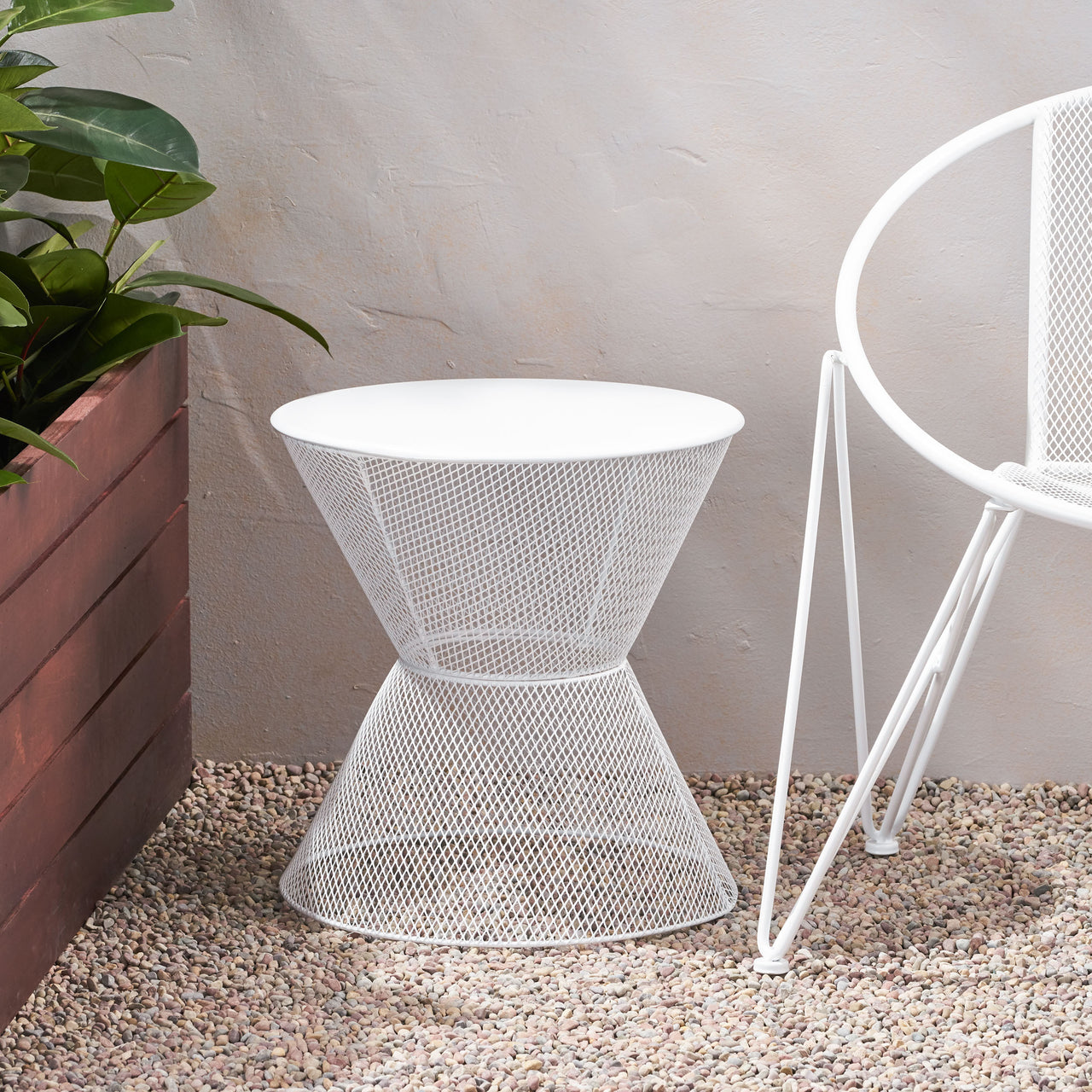 KORVIXA 18" End Table