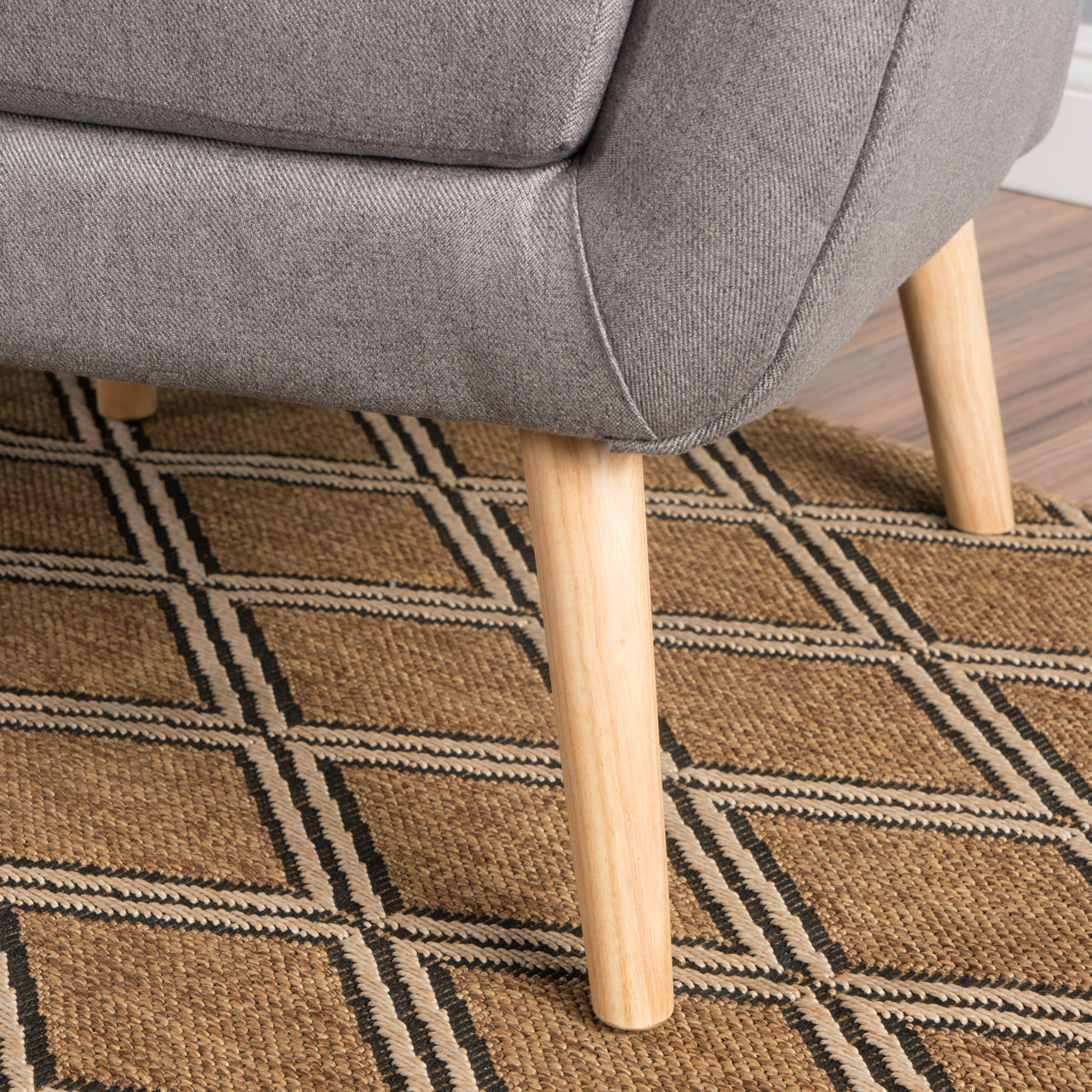 XERLIX 32" Club Chair