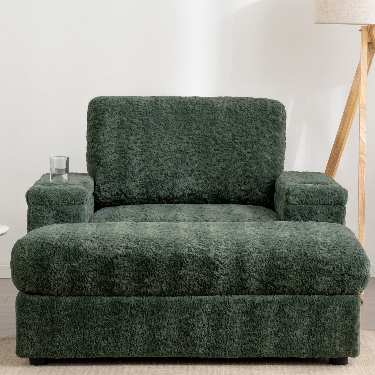 VOLVEX 42" Chair