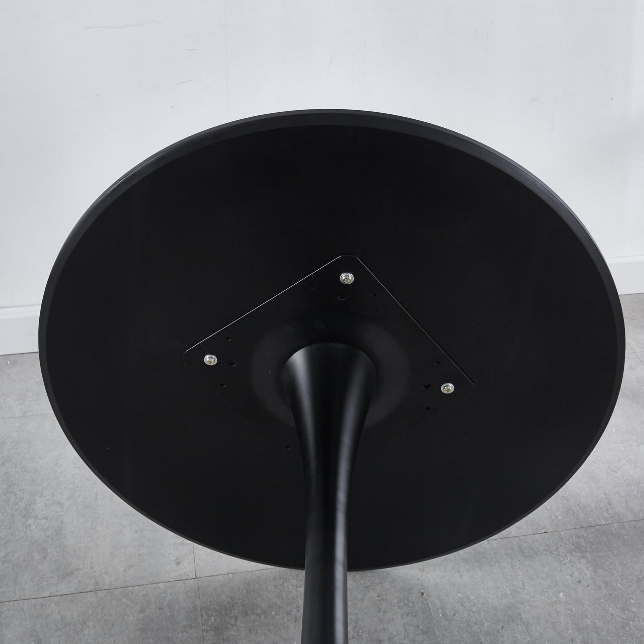KREXOL 31" Dining Table