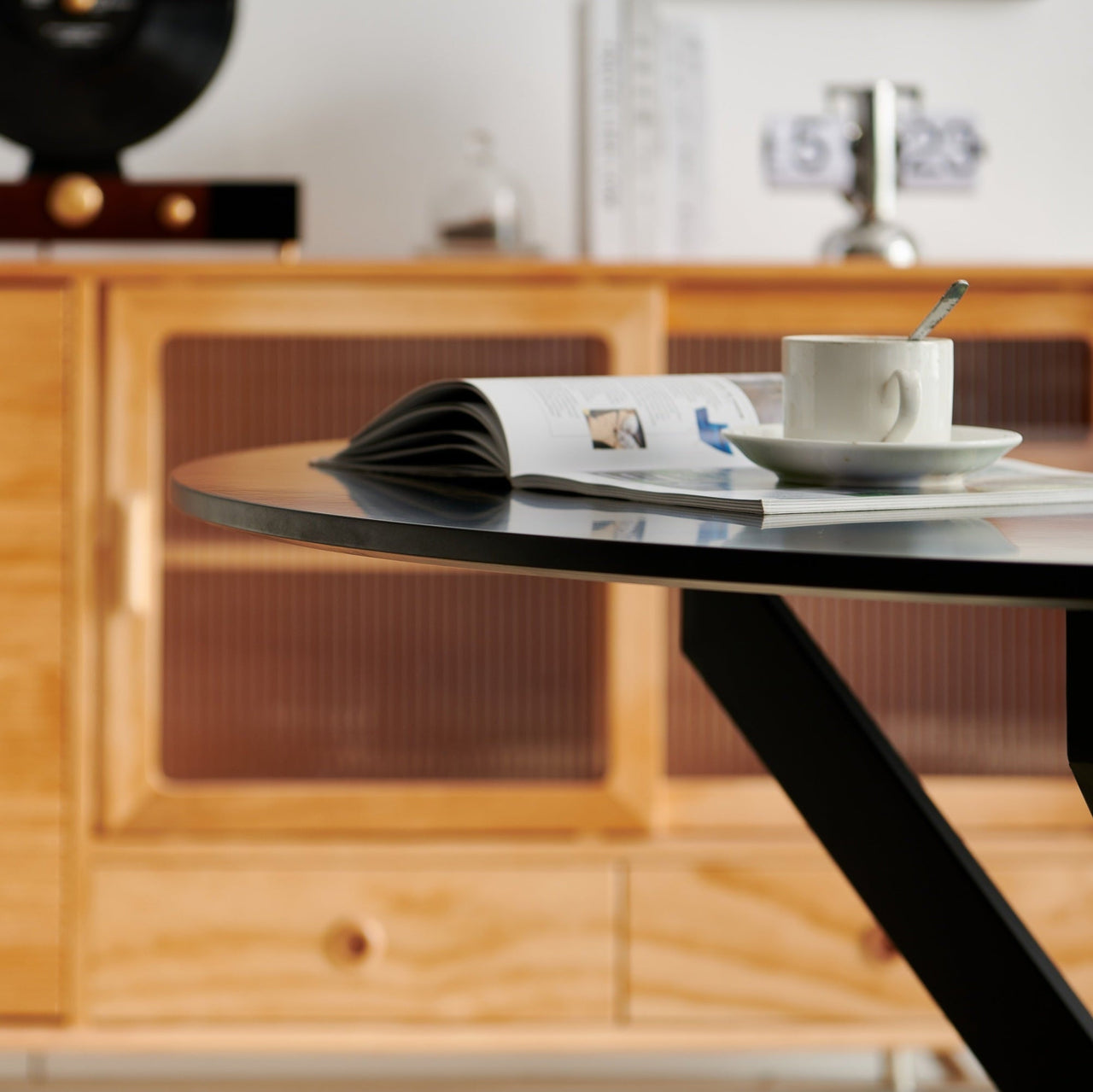 RYXTOR 42" Dining Table