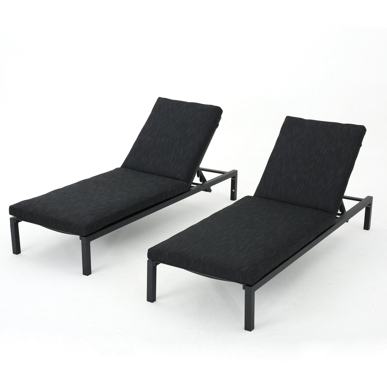XELTOR 77" Outdoor Chaise Lounge