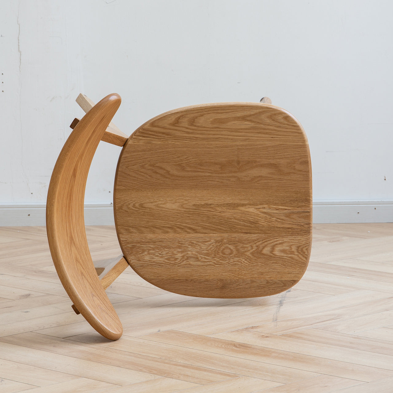 VORTEM Dining Chair