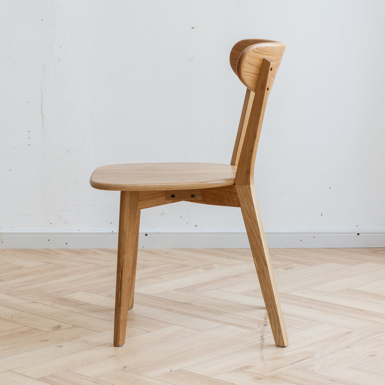 VORTEM Dining Chair