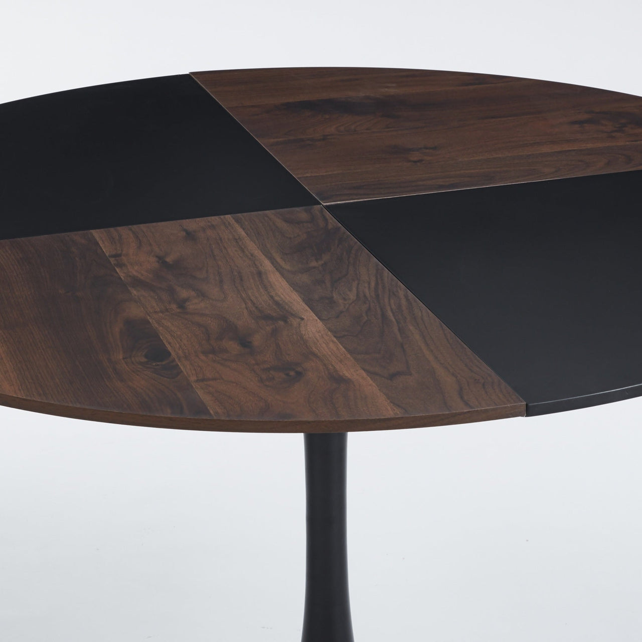 ZOVRIX 47" Tulip Table